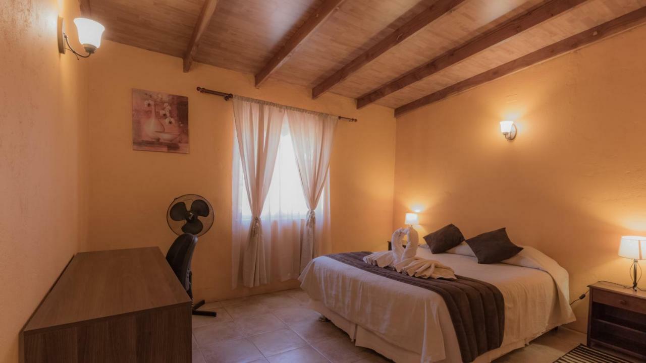 Hotel Casa Don Esteban ซานเปโดร เด อาตากามา ภายนอก รูปภาพ